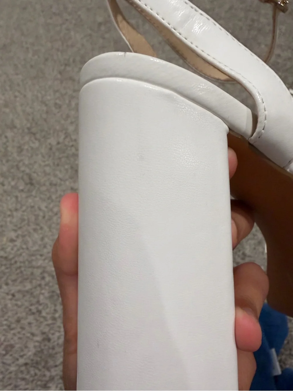 Amazon Dream Pairs Open Toe Blocky White 4.13” Heel